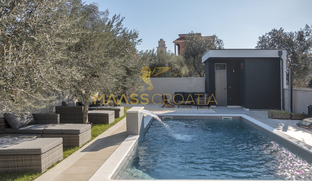 villa-m-premantura-premantura-tower-view