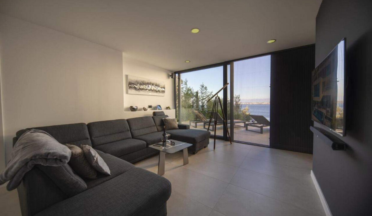 Neue Villa mit Meerblick auf Ugljan