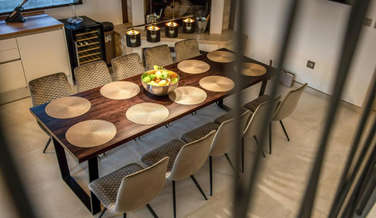 Neue moderne Villa mit traditionellem Charakter - Labin, Istra