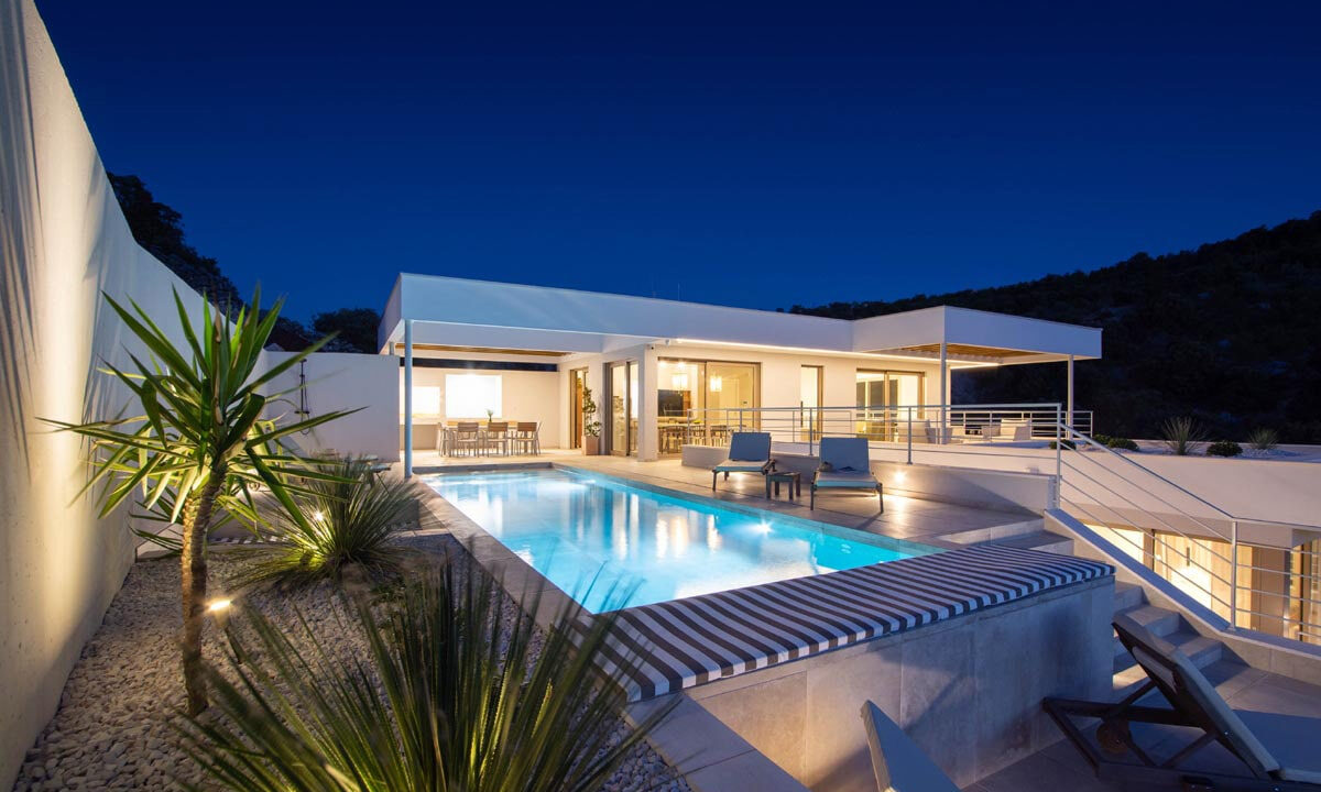 Kürzlich erbautes modernes Villa am Meer - Rogoznica.