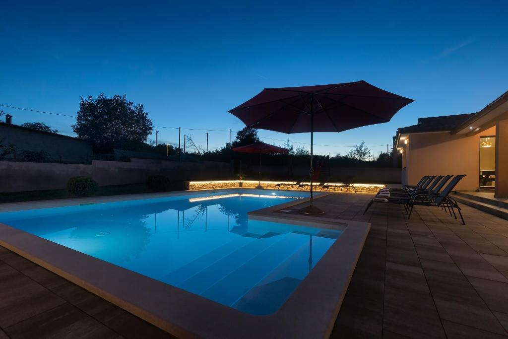 Wunderschöne moderne Villa - Rojnici, Region Istra