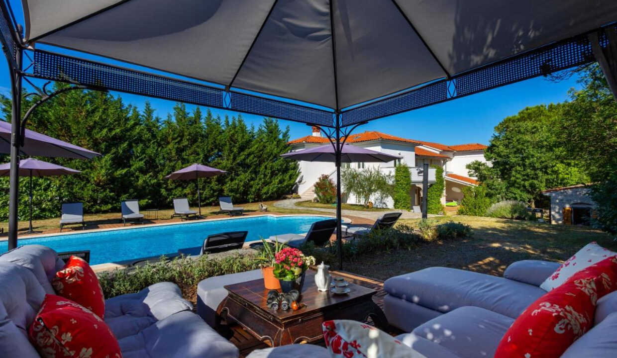 Haus mit Schwimmbad - Rakalj, Istrien