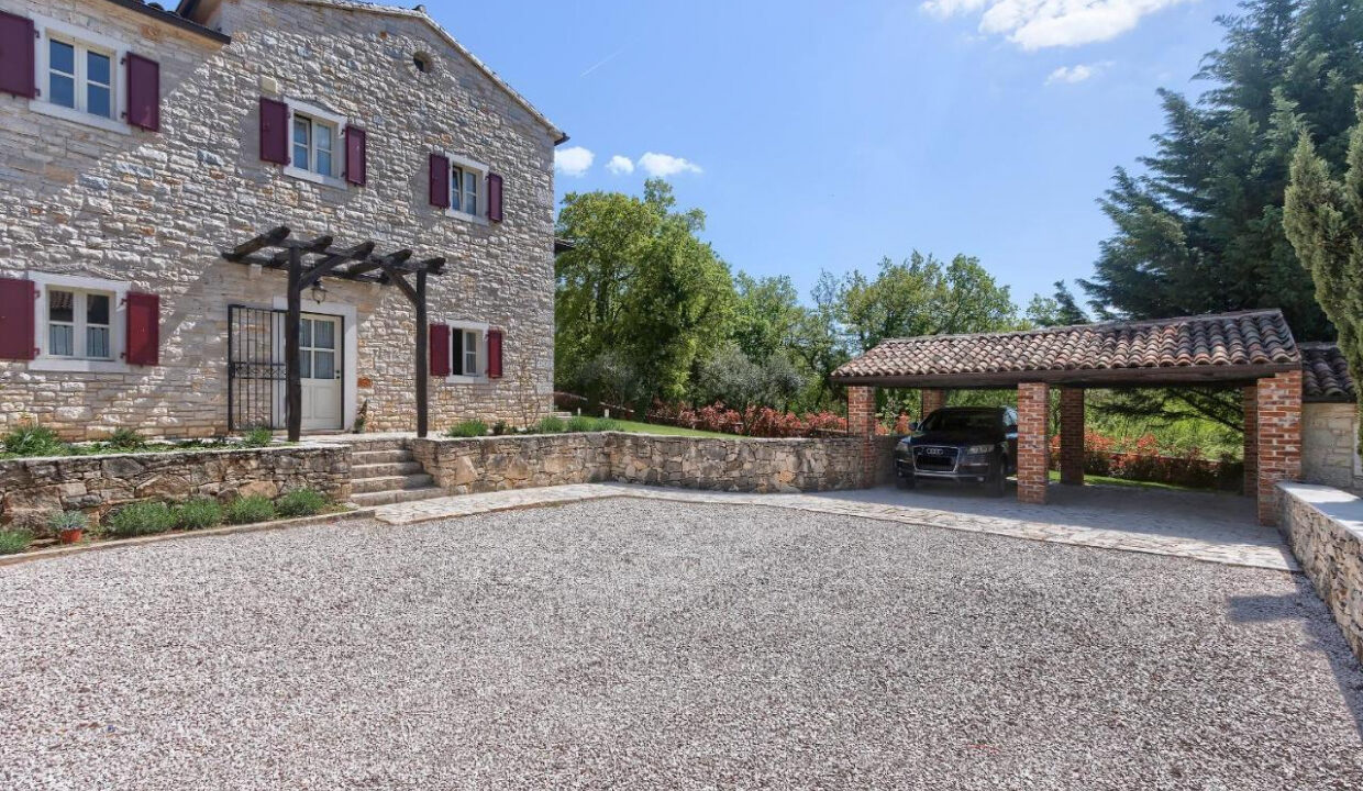 Wunderschönes Steinhaus bei Tinjan