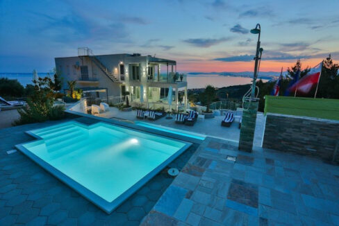 Luxus-Design-Villa mit Meerblick in Split