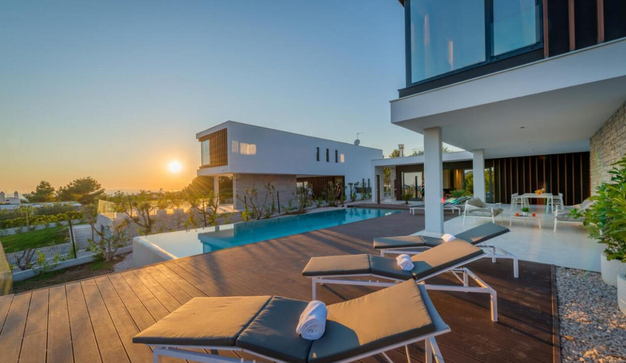 Schöne Villa mit Meerblick Primošten