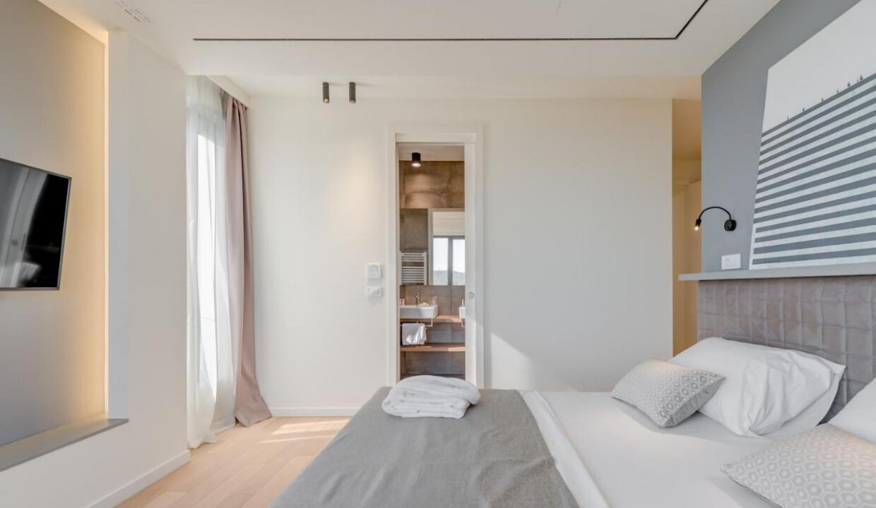 Schöne Villa mit Meerblick Primošten