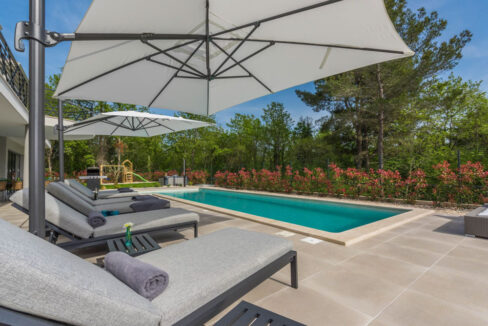 Exklusive Villa Pore?