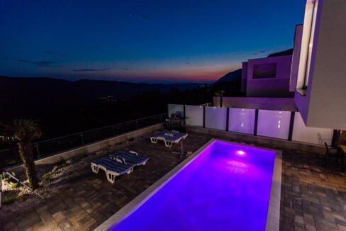 Villa im geometrischen Stil mit atemberaubendem Blick - Crikvenica