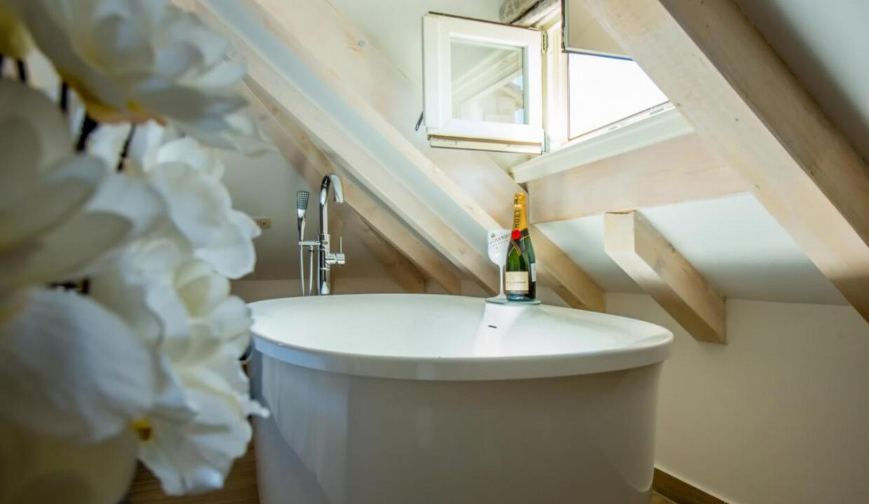 Rustikale Doppelhaushälfte - Kastel Luksic