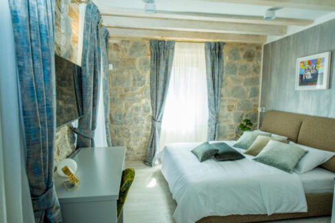 Rustikale Doppelhaushälfte - Kastel Luksic