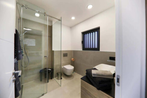 Neue Villa mit Meerblick auf Ugljan