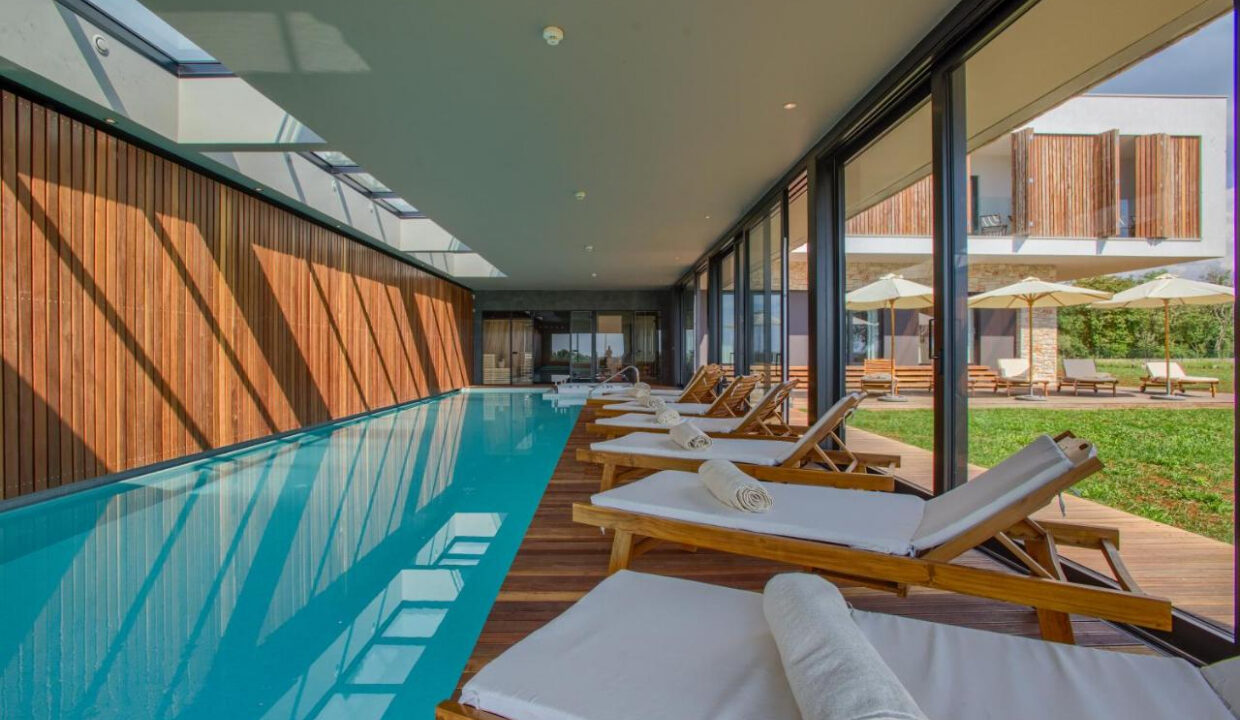 Zeitgenössische Oase, ein luxuriöser moderner Villenrückzugsort, Region Pore?