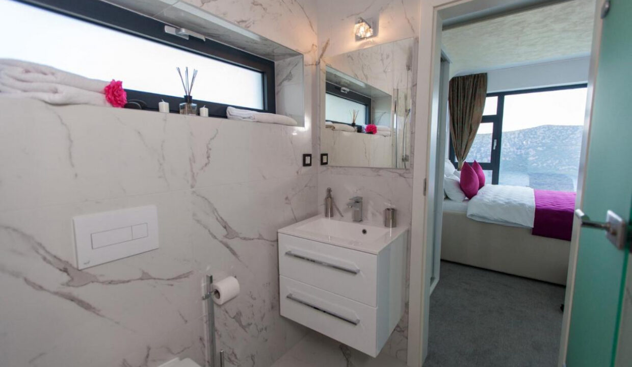 Villa im geometrischen Stil mit atemberaubendem Blick - Crikvenica