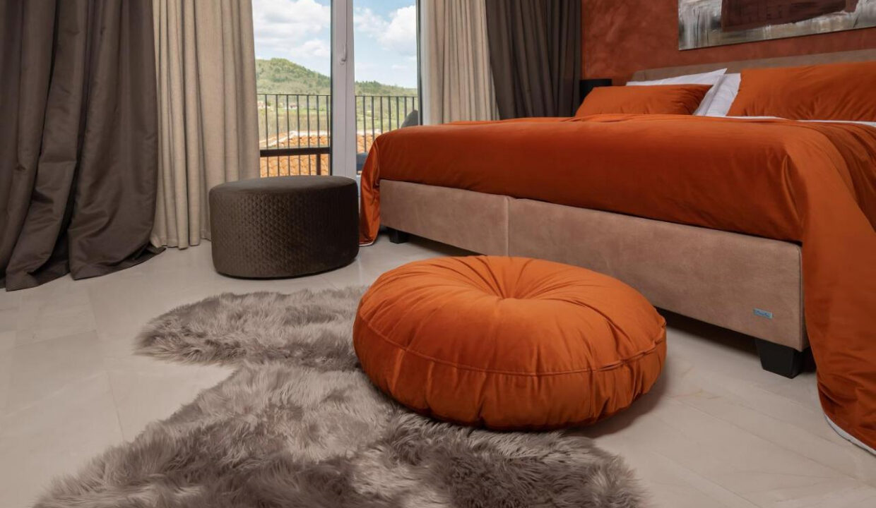 Neue moderne Villa mit traditionellem Charakter - Labin, Istra