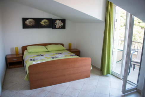 Grundstücke am Meer Tribunj