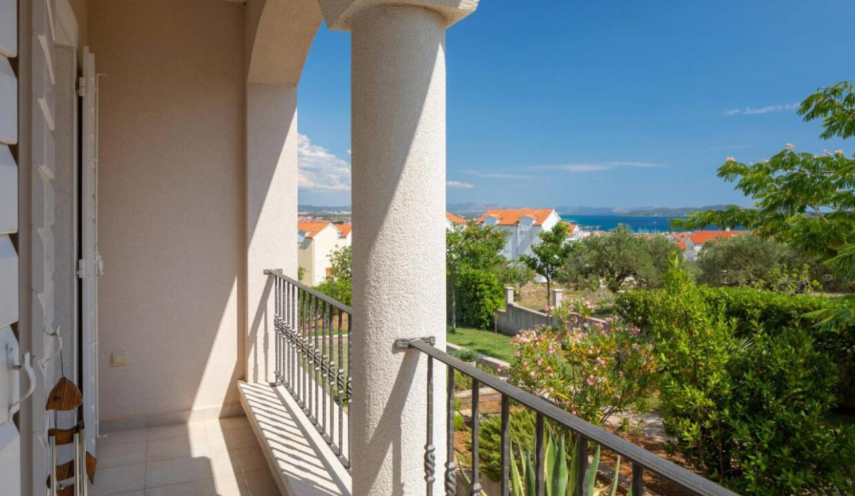 Geräumige und modern aussehende Villa - Vodice