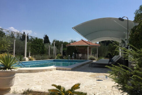 Imperial Style Villa mit Schwimmbad - Dorf Klek