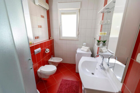 Haus mit Meerblick in Kastel Sucurac