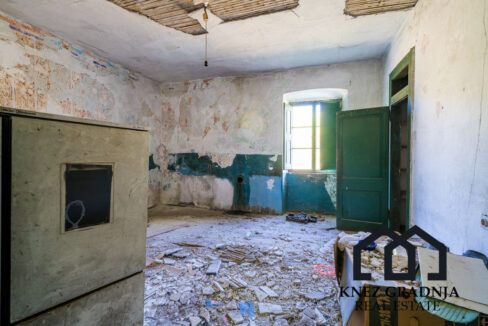 Erstaunliche handgefertigte Steinvilla auf der Insel Sipan