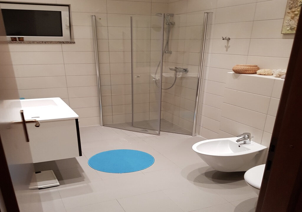 Haus am Meer in Sibenik