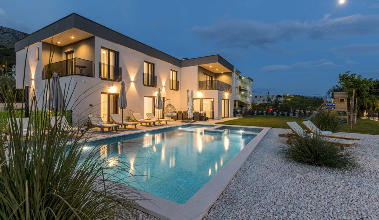 Neues Meerblick-Ferienhaus Podstrana