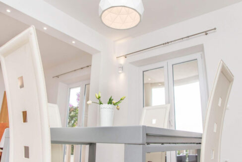 Villa am Meer auf der Insel Bra?