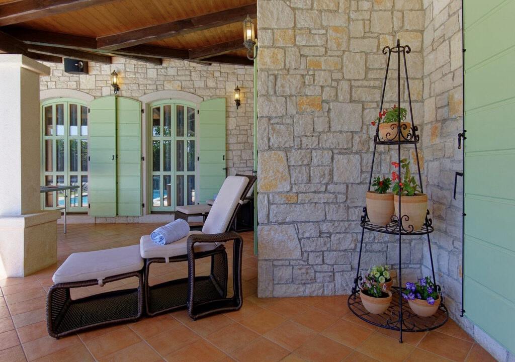 Faszinierendes Herrenhaus aus Stein in Visnjan, Istra