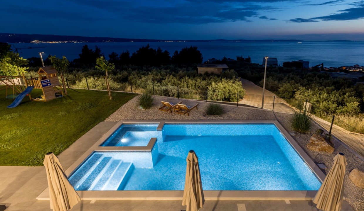 Neues Meerblick-Ferienhaus Podstrana