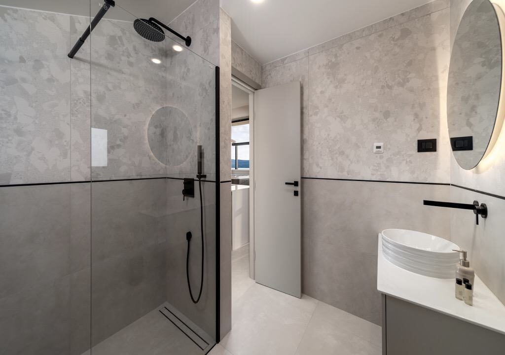 Moderne Villa in Split, Podstrana