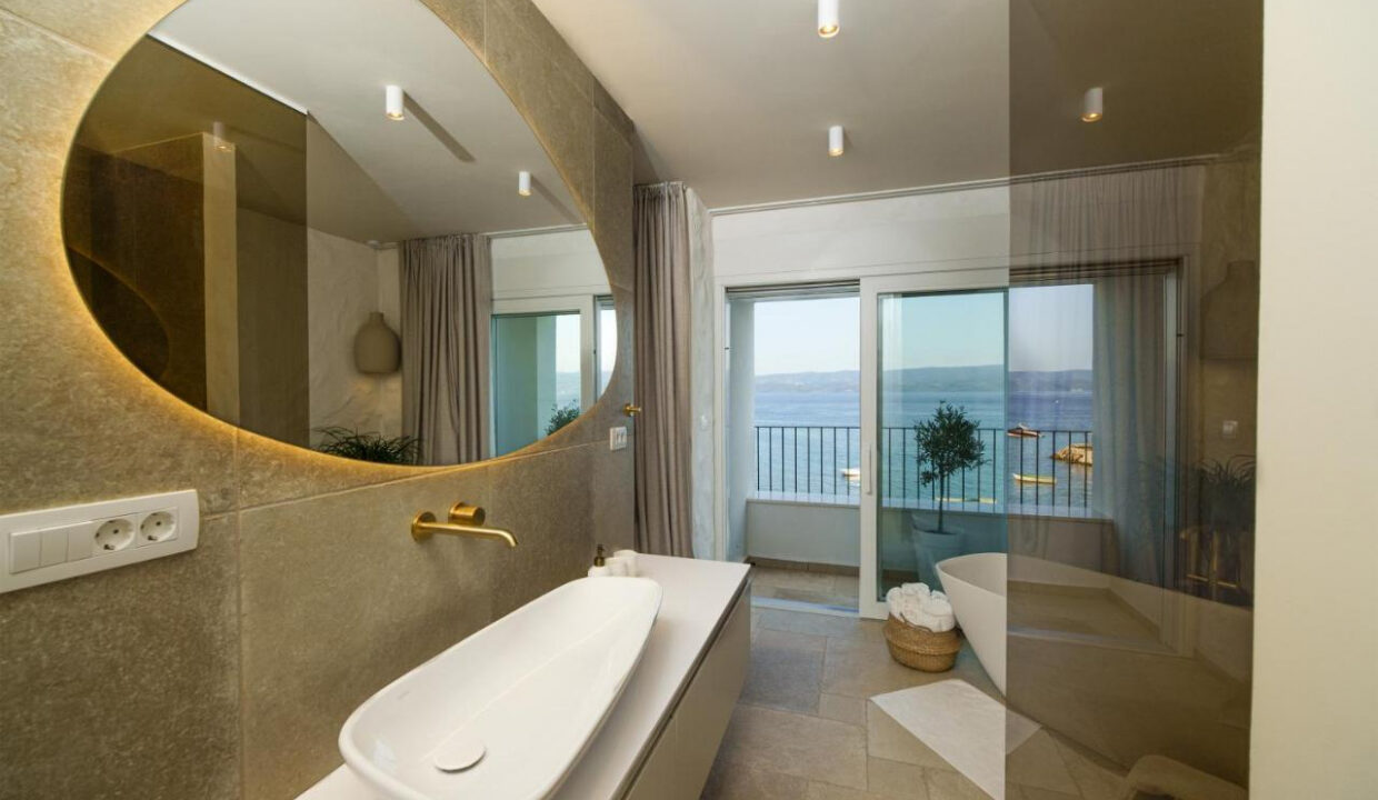 Haus am Meer bei Omiš