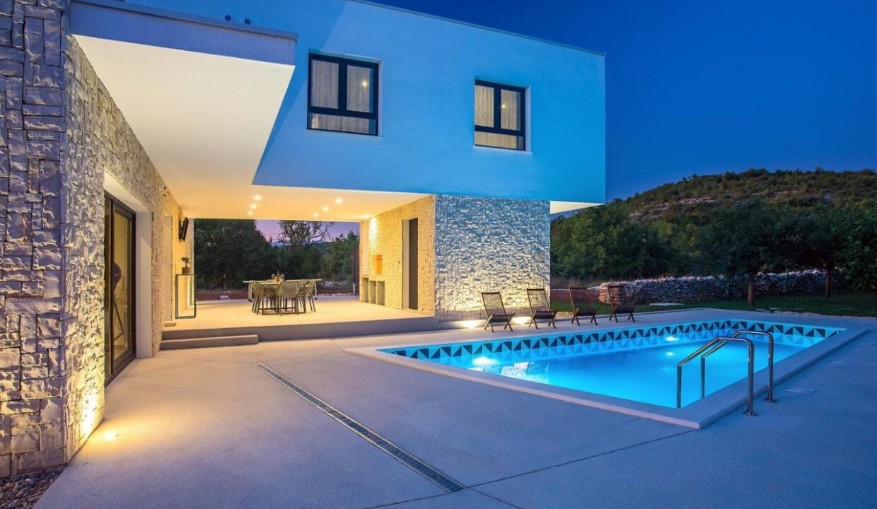 Atemberaubendes modernes Haus in der Region Split