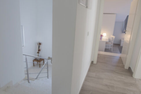 Neues modernes Haus auf der Insel Solta