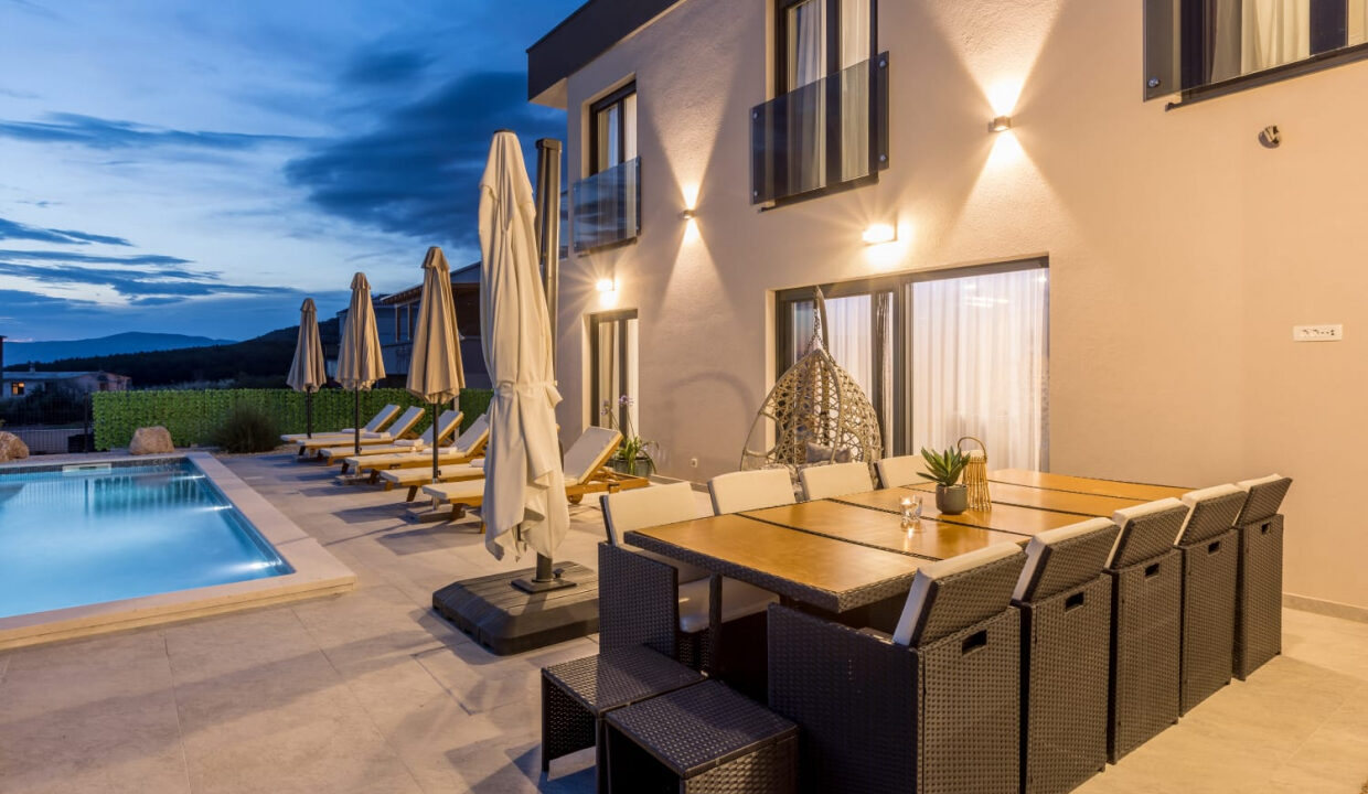 Neues Meerblick-Ferienhaus Podstrana