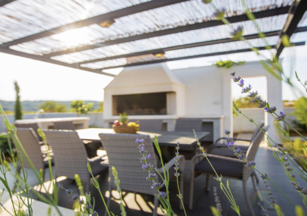 Neues modernes Haus auf der Insel Solta