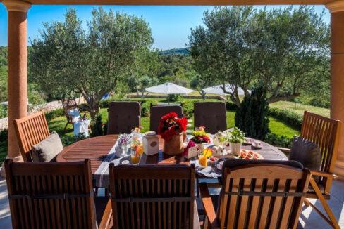 Tropisch anmutende Villa in der Nähe des Nationalparks Krka