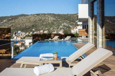 Neue moderne Villa mit Meerblick in Rogoznica