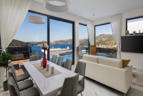 Neue moderne Villa mit Meerblick in Rogoznica