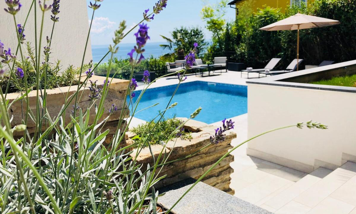 Exotische Ferienvilla aus dem 20. Jahrhundert - Opatija riviera