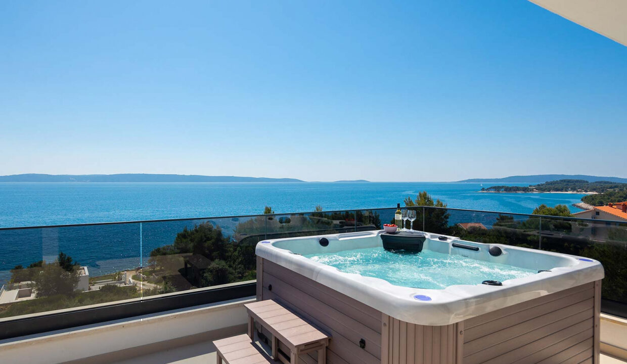 Exklusive Villa mit Meerblick Okrug Gornji