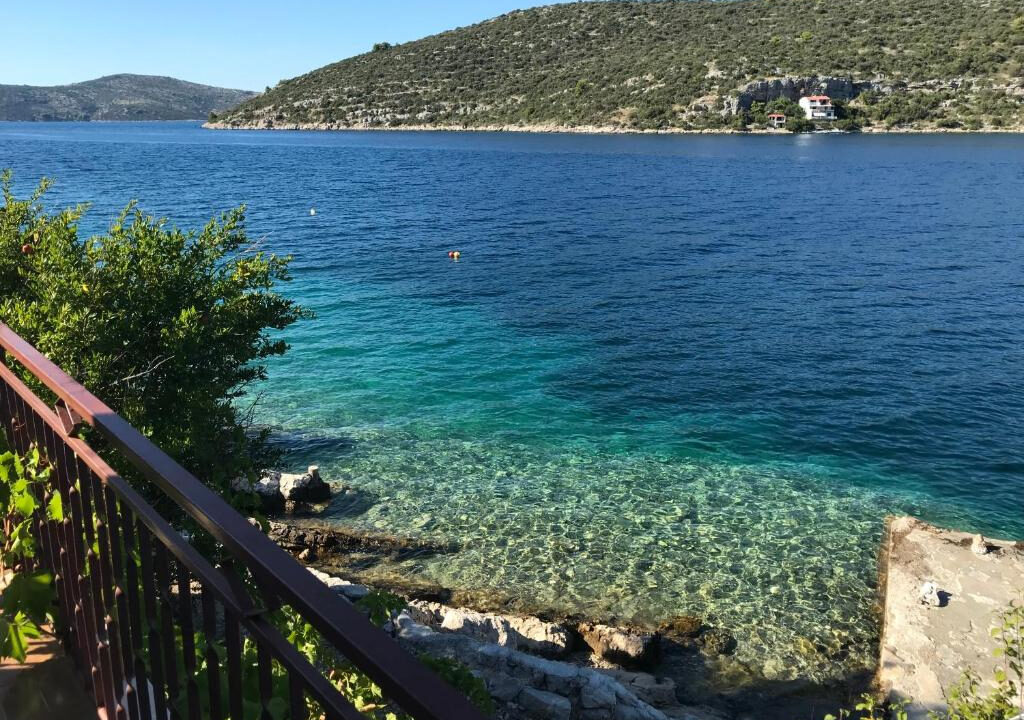 Haus am Meer auf der Insel Drvenik Veliki