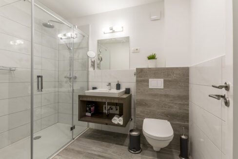 Steinhaus mit Meerblick in Omis