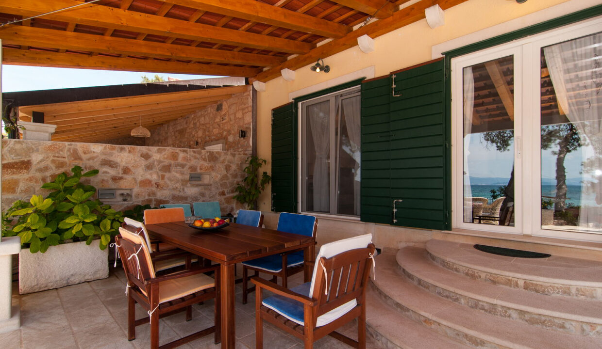 Haus am Strand auf der Insel Brac