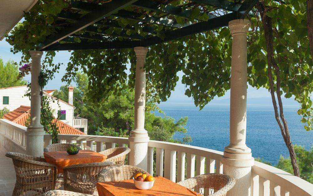 Villa am Meer auf der Insel Bra?