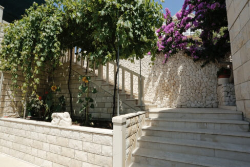 Steinhaus mit Meerblick auf der Insel Brac