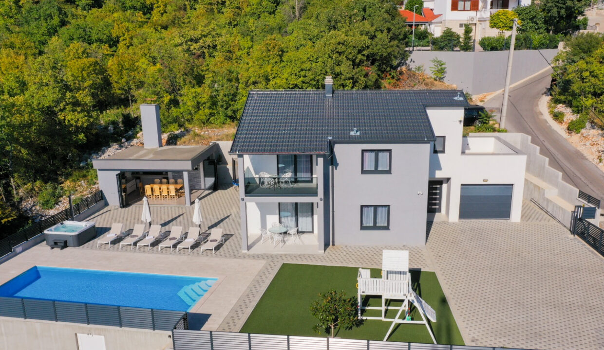 Großzügiges Einfamilienhaus - Stadt Imotski