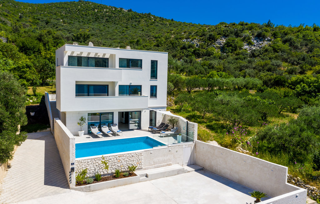 Weiße Villa am Meer mit extra Grundstück - Dubrovnik