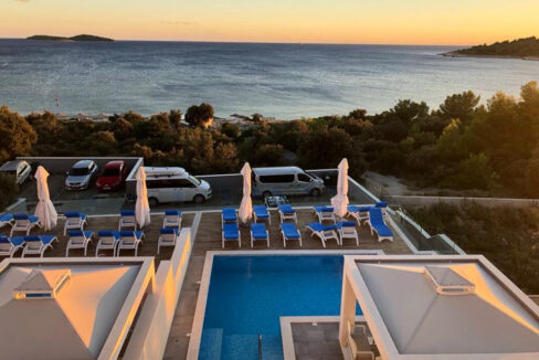 Atemberaubende Doppelhaushälfte Rogoznica