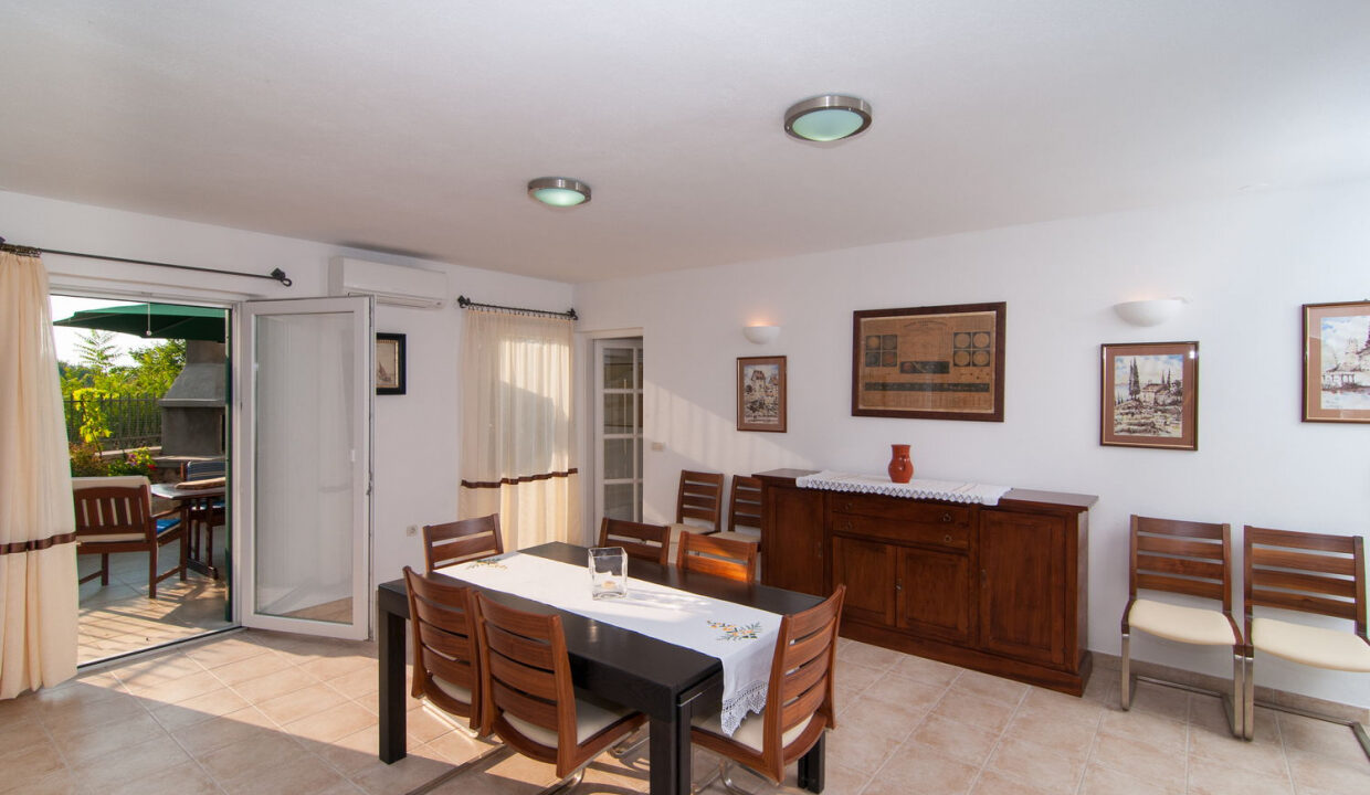 Steinhaus in Supetar, Brac