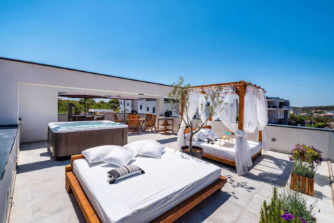 Haus in der Nähe des lokalen Strandes auf Ciovo