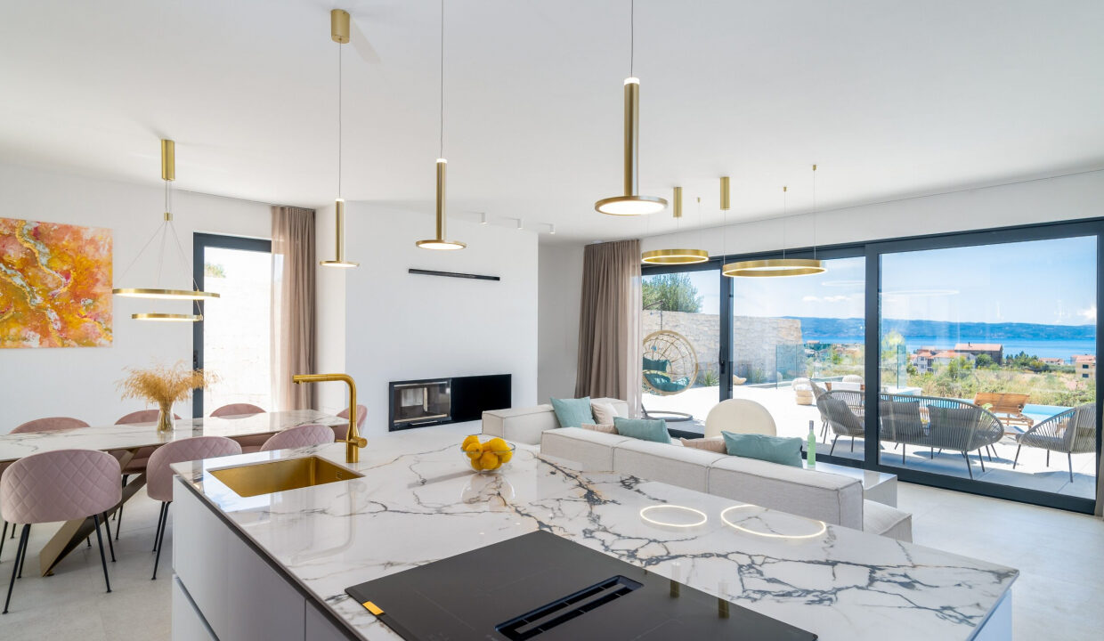 Ausgezeichnete neue Villa in Split